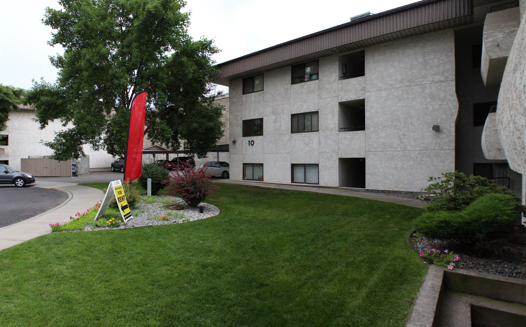 Photos and Video of Mayfair Court Apartments in Spokane, WA
