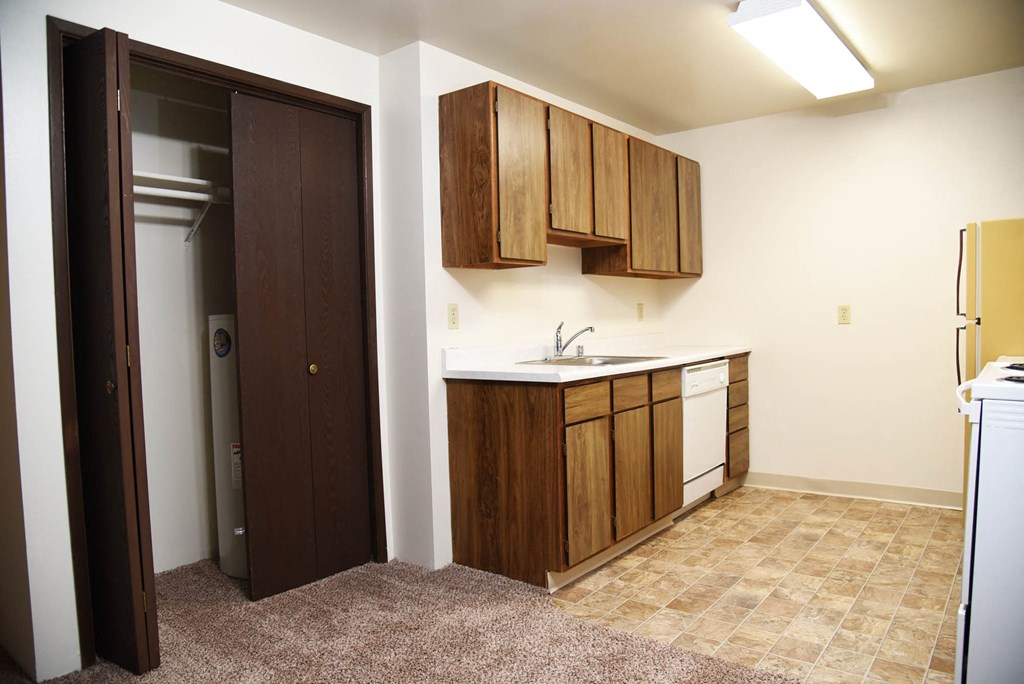 Kitchen Unit at Napa Apartments, Washington, 99207