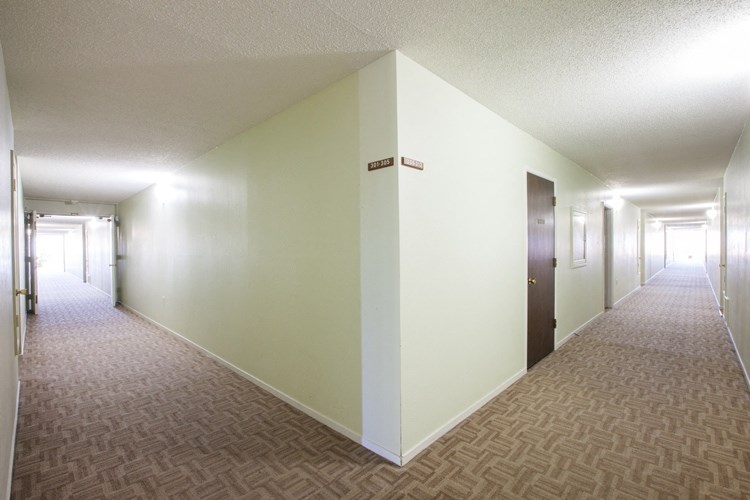 Flores Manor Apartments