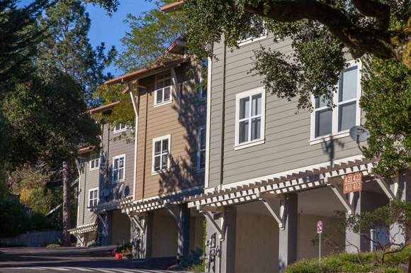 Exterior building view showing carports - Photo Gallery