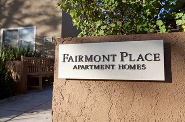 679 Fairmont Avenue 2 Beds Apartment for Rent Photo Gallery 1