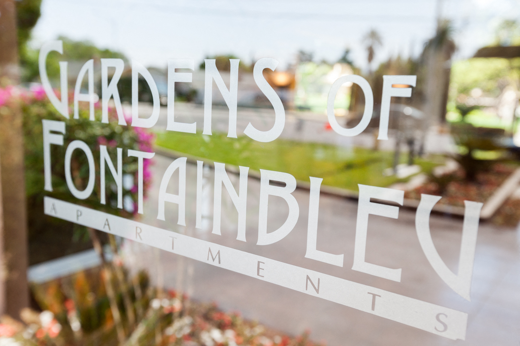 Gardens Of Fontainbleu Apartments 10200 Miller Avenue Cupertino