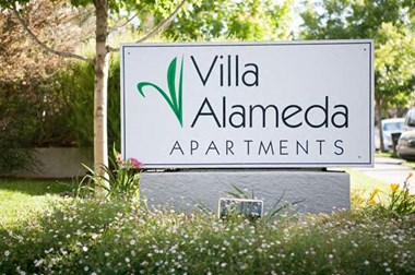 Villa Alameda Apartments 840 Villa Avenue  San Jose, CA 95126