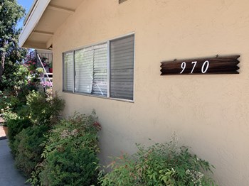 970 West Weddell Dr 2-3 Beds Duplex/Triplex for Rent - Photo Gallery 4