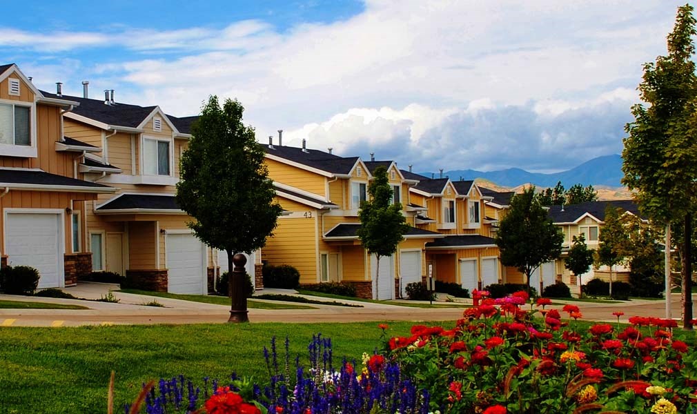 Liberty Hill Apartments, Draper, Utah, row of houses with a mountain in the background.