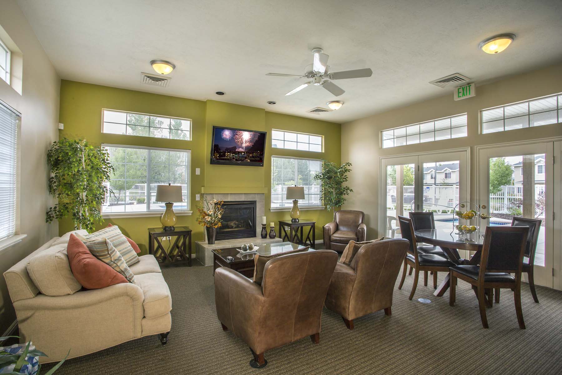 The Ridge Apartment and Community Amenities