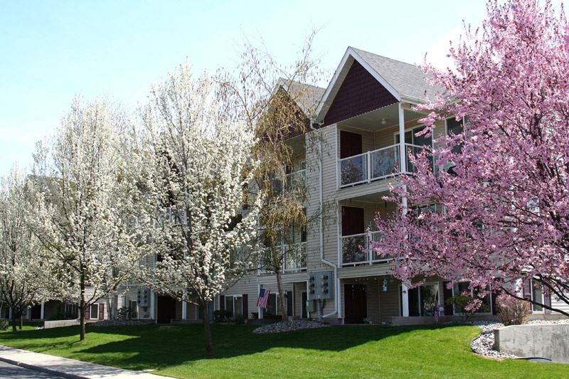 Exquisite Exterior Exquisite Exterior at Knightsbridge Apartments, Spokane, Washington - Photo Gallery
