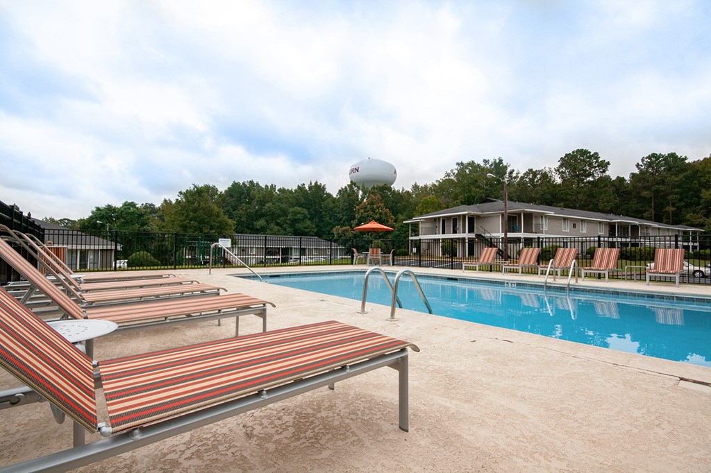 the swimming pool at the resort at governors crossing