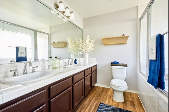 Tustin Cottages Apartments 1361 El Camino Real 215 Tustin Ca