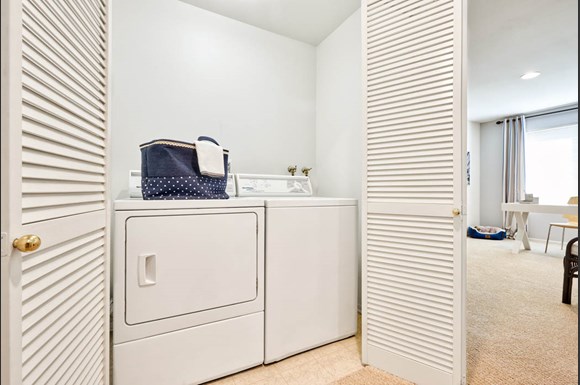 Tustin Cottages Apartments 1361 El Camino Real 215 Tustin Ca