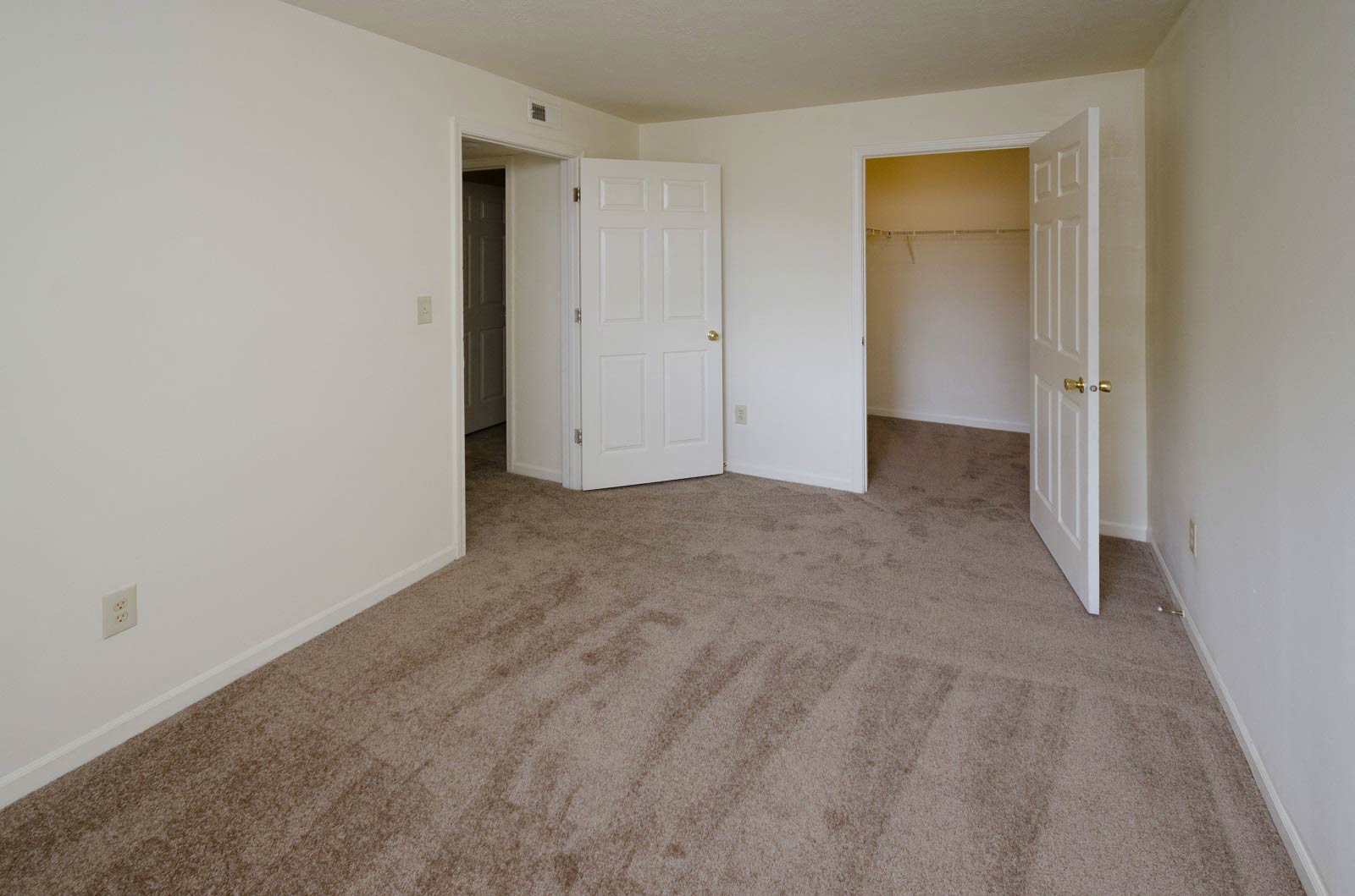 Bedroom With Closet at Bradford Place Apartments, Lafayette