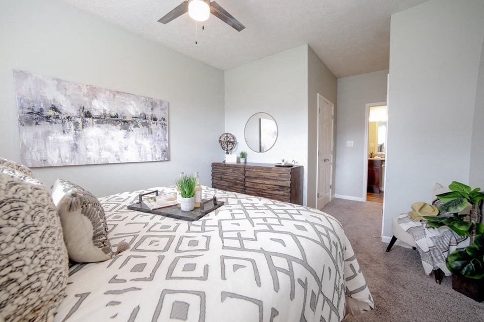 Champion Farms Apartments | Renovated apartments in Louisville, KY