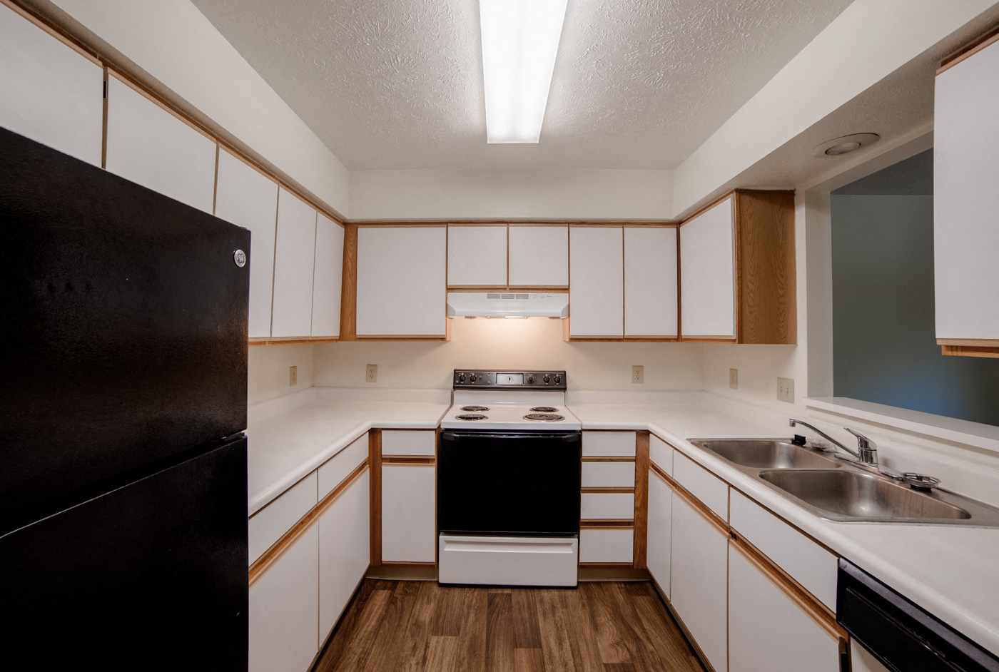 Kitchen white cabinets
