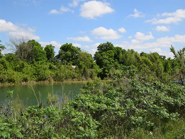 The Crosby Apartments, 2001 Wittington Place, Farmers