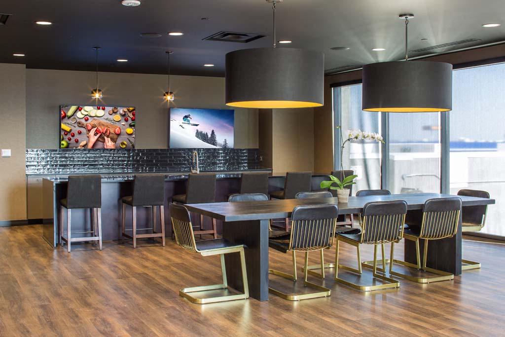 The Glenn At Jones District