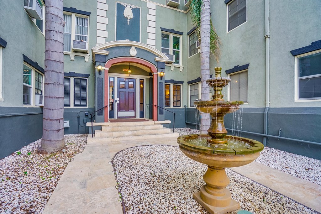 6434 Yucca Street Apartments, 6434 Yucca St, Los Angeles, CA