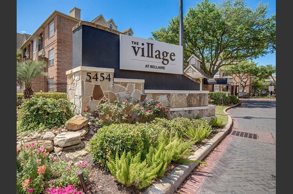 The Village At Bellaire Apartments 5454 Newcastle Street Houston