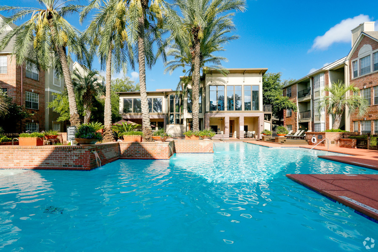 The Village at Bellaire Apartments in Houston, TX