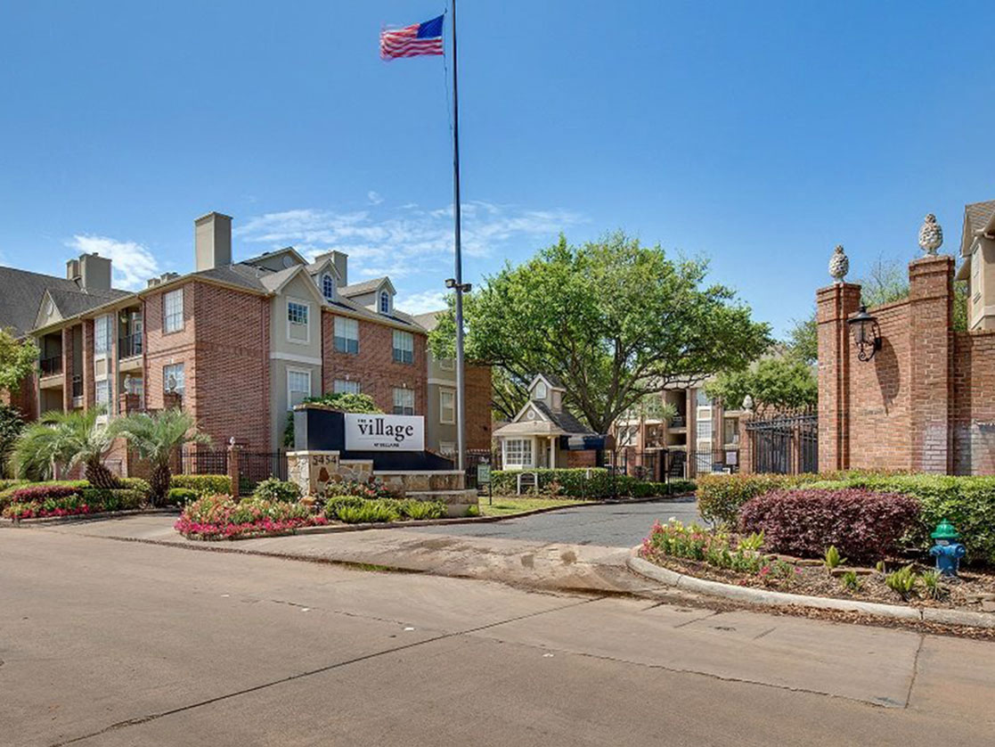 Discover Houston Apartments The Village at Bellaire Photo Gallery