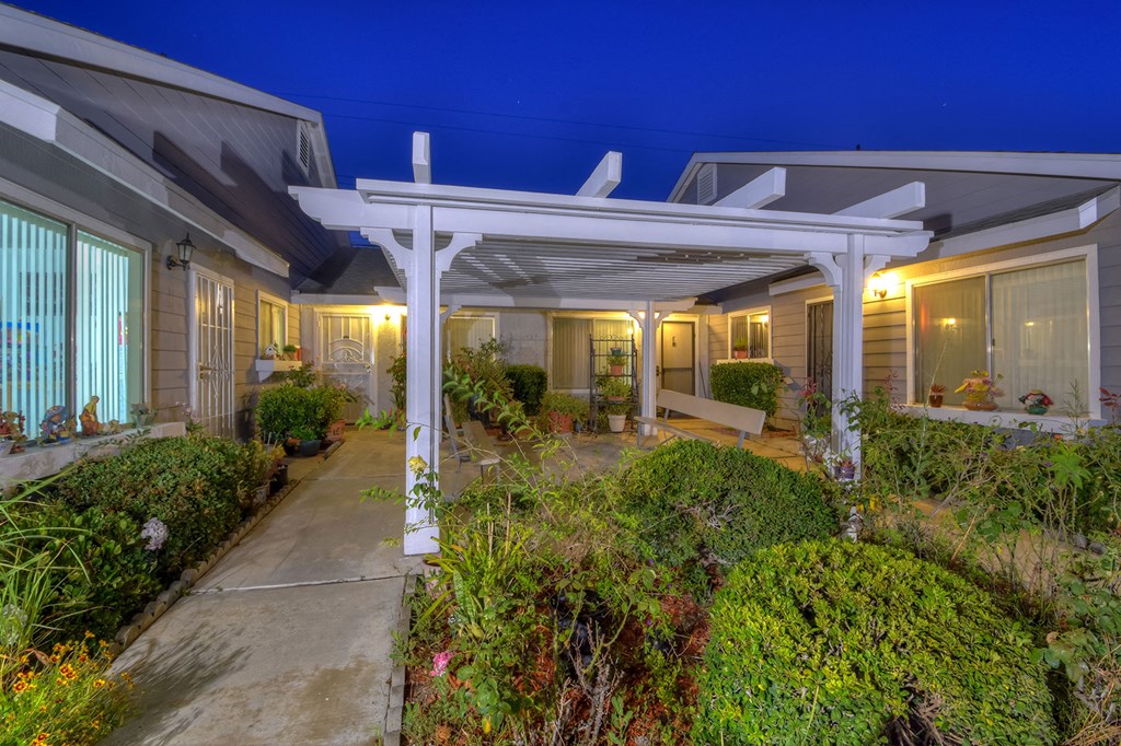 the enclave at homecoming landing front yard at night