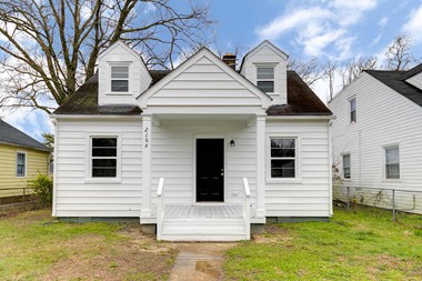 2106 Harwood Street 4 Beds House for Rent Photo Gallery 1