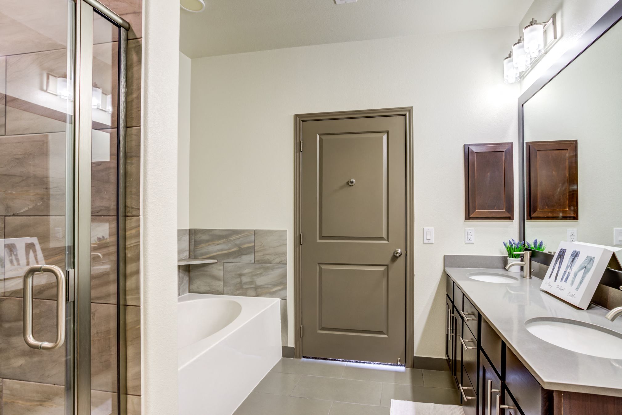 ARIUM Spring Crossing