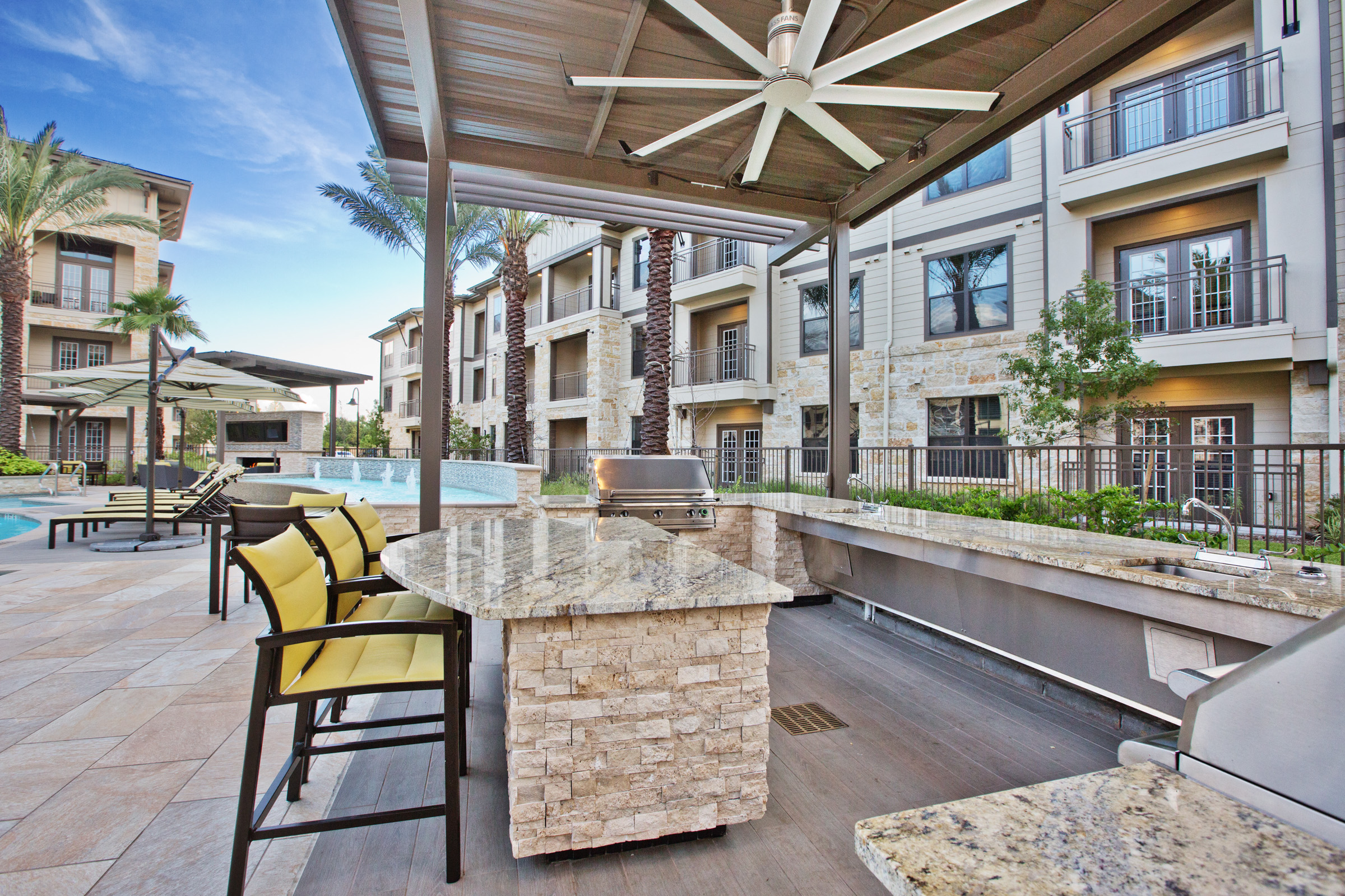 ARIUM Spring Crossing