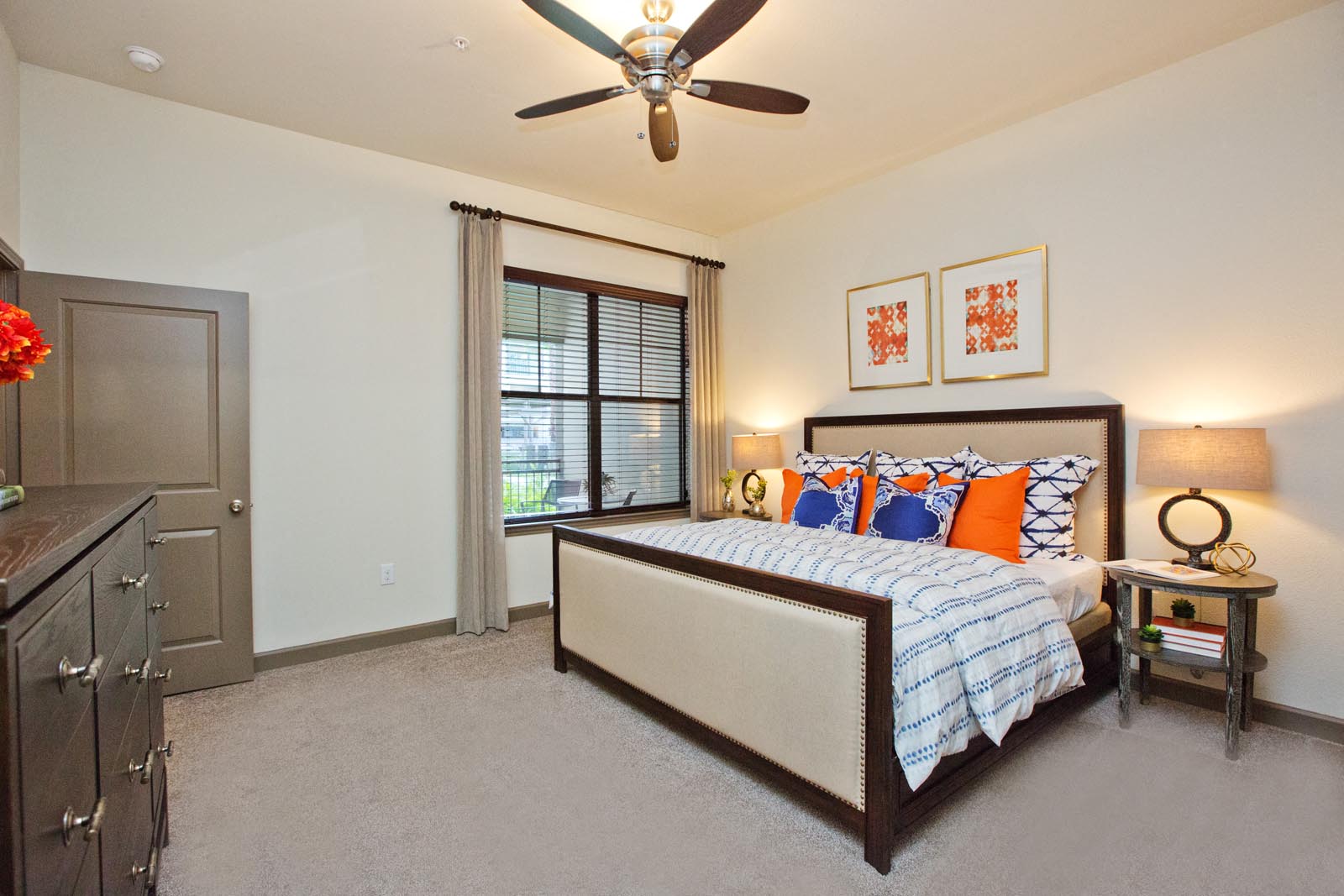 ARIUM Spring Crossing