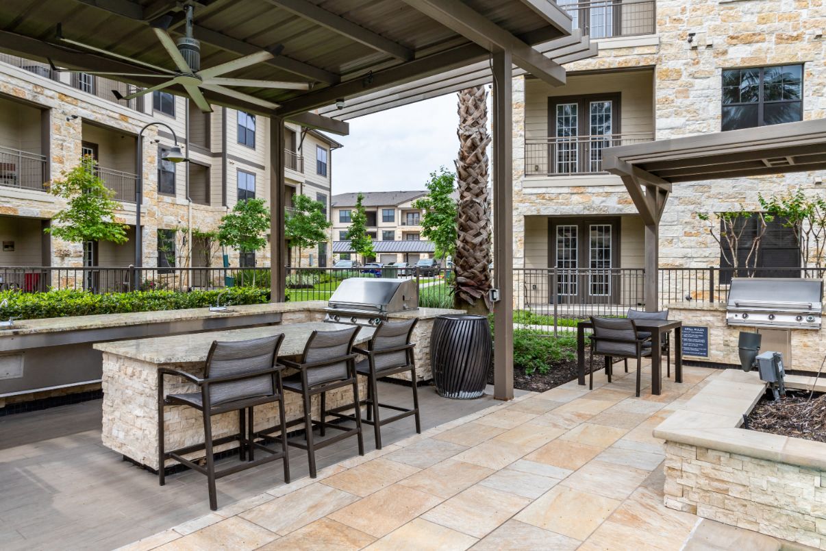 ARIUM Spring Crossing