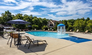 2901 Legacy Pointe Way 1-3 Beds Apartment for Rent - Photo Gallery 4