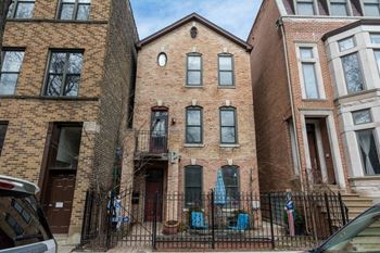 Little Italy Apartments For Rent Chicago Il Rentcafé Apartment