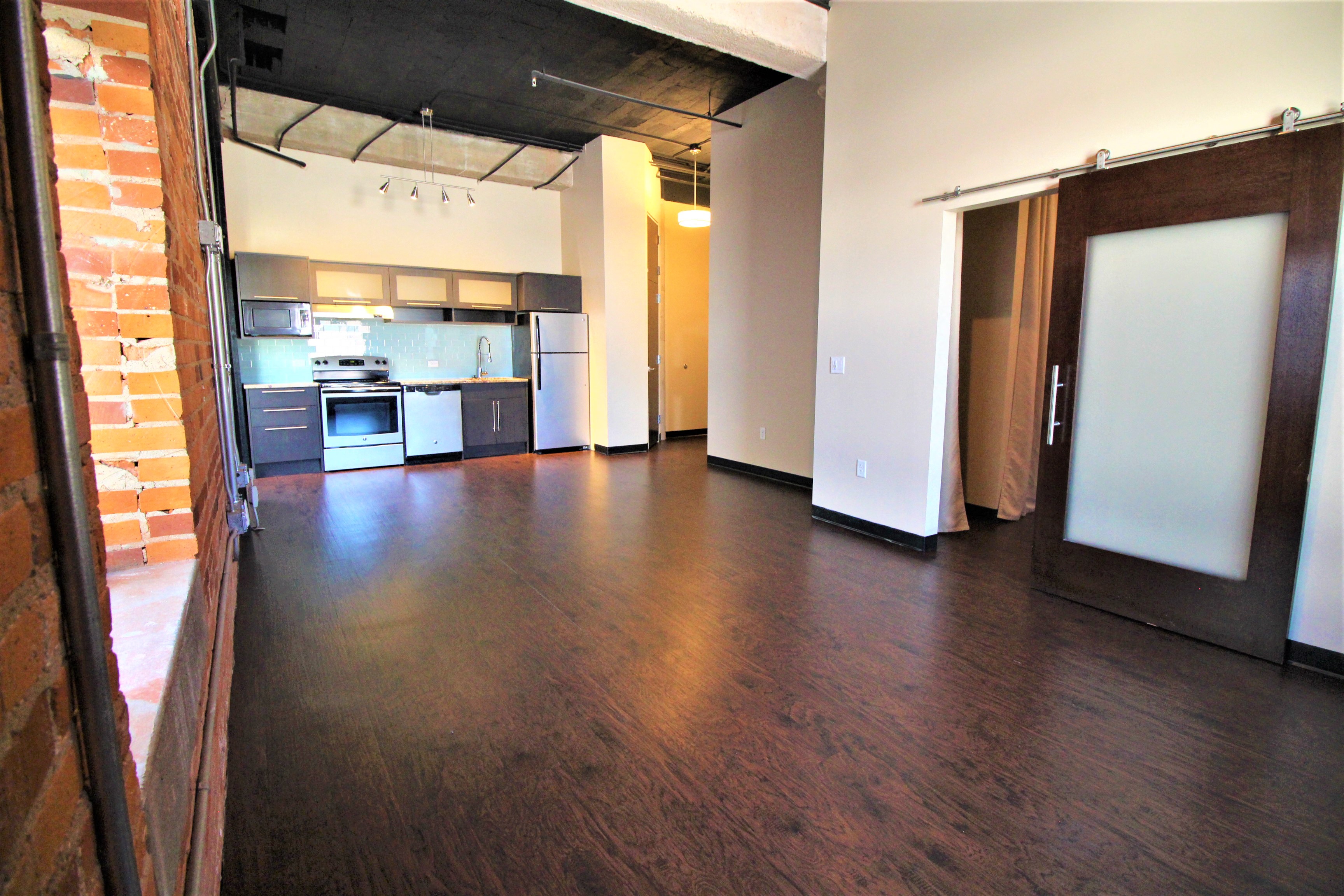 320 North 8th Studio-3 Beds Apartment for Rent - Photo Gallery 23