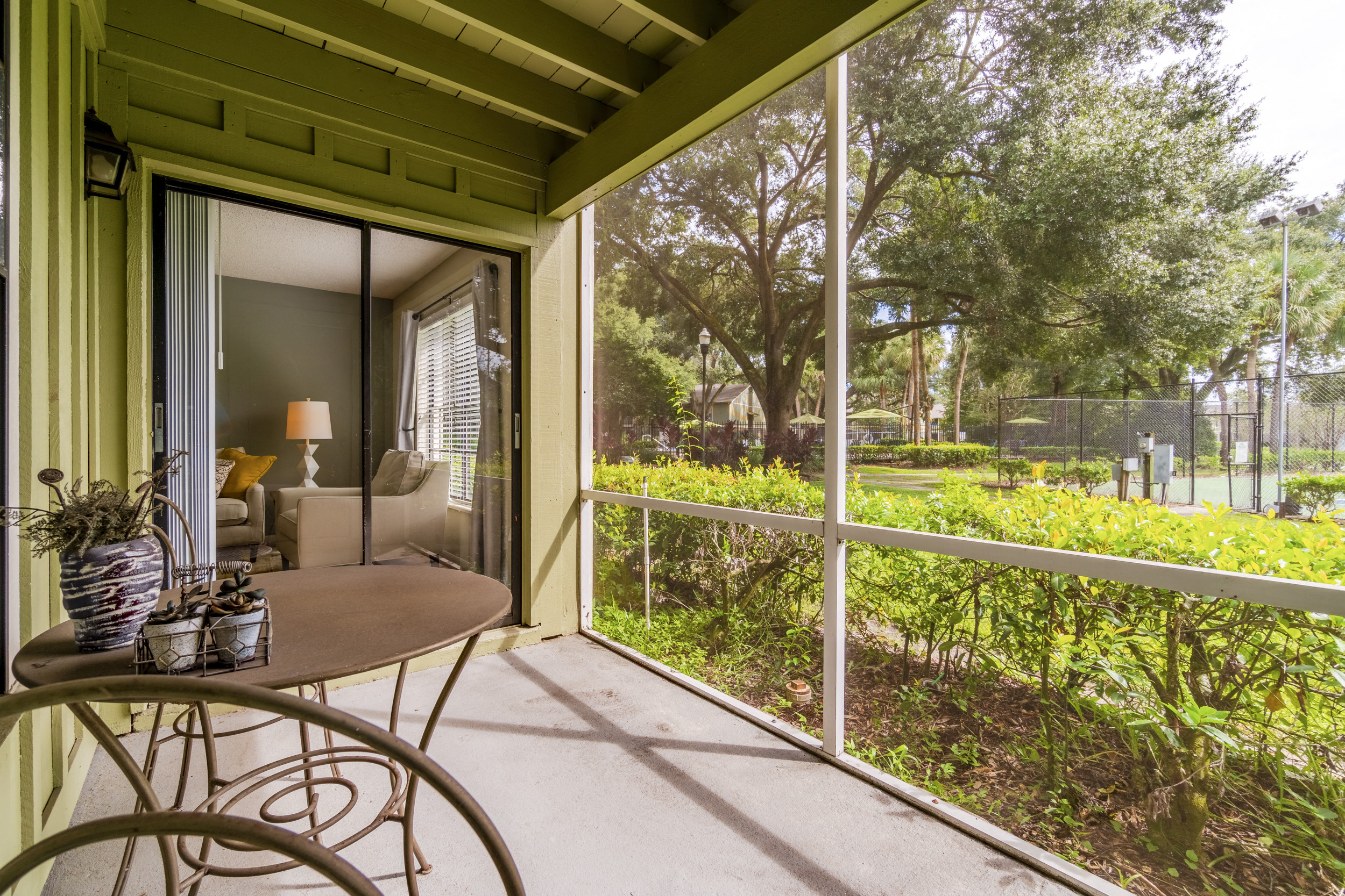 Screened in Patio at Laurel Oaks Apartments in Tampa, FL