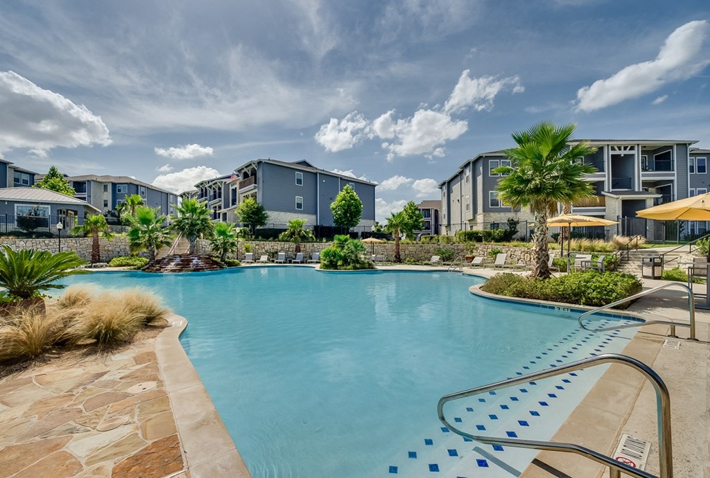 poolside with hand rail to walk in