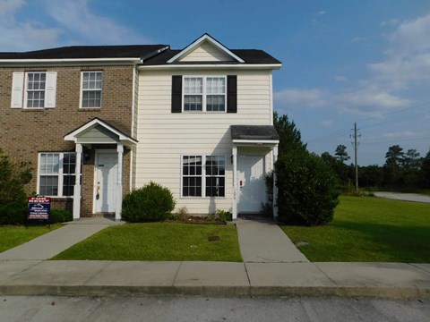 100 Streamwood Drive 2 Beds Apartment for Rent