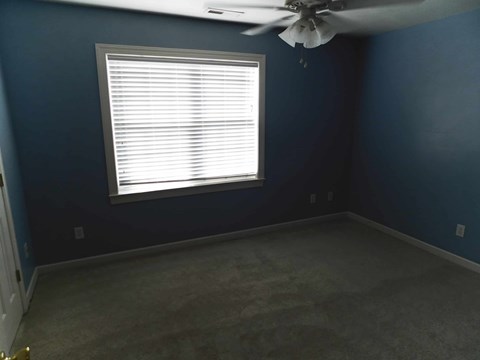 100 Streamwood Drive 2 Beds Apartment for Rent