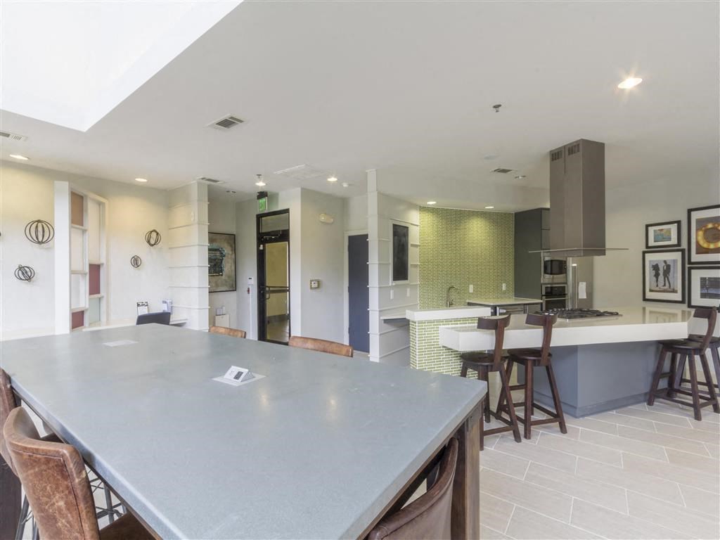Island Counters Island Counters at Glenwood Park Lofts, Atlanta, 30316