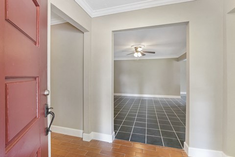 602 Monroe Court 3 Beds House for Rent - Photo Gallery 7