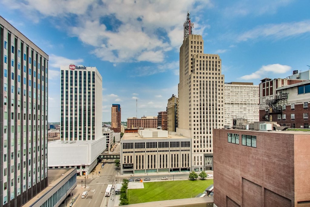 an outside view of the city at Press House Apartments, Minnesota, 55101