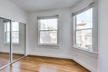 2737 Sutter Street 1-3 Beds Apartment for Rent - Photo Gallery 21