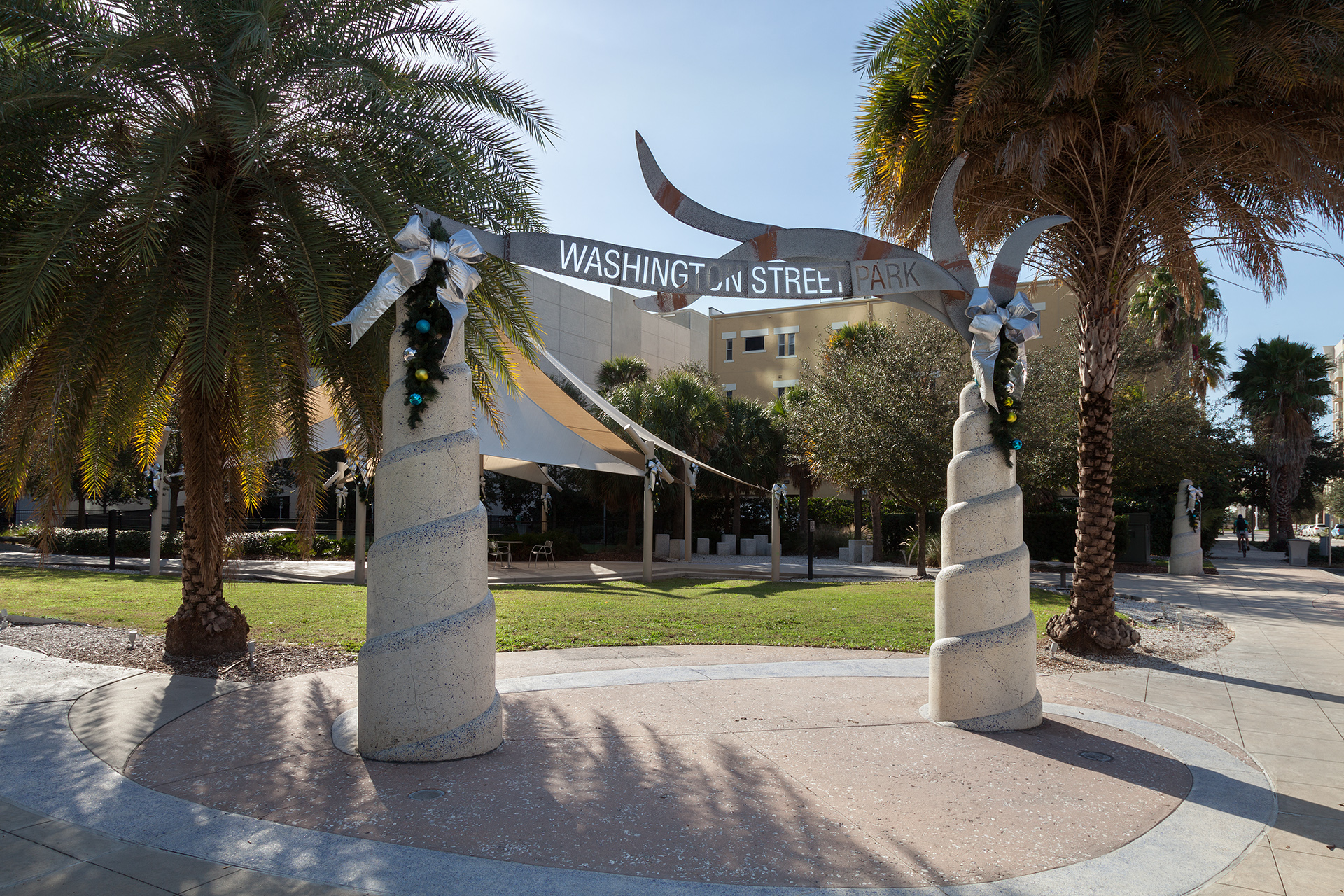 The neighborhood you live in is important. Skyhouse Channelside is within walking distance to location restaurants, transportation and local attractions such as Washington Street Park.