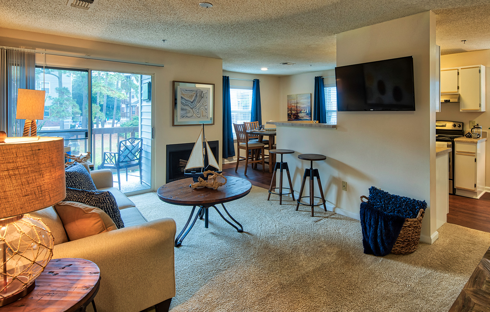 Marina Shores Apartments | Apartments in Virginia Beach, VA