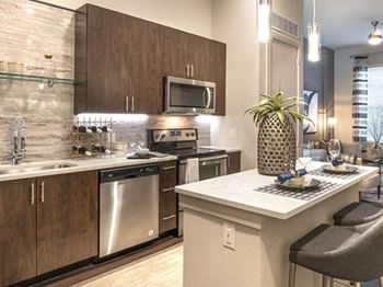 Quartz Countertops at Windsor Turtle Creek, Dallas, Texas