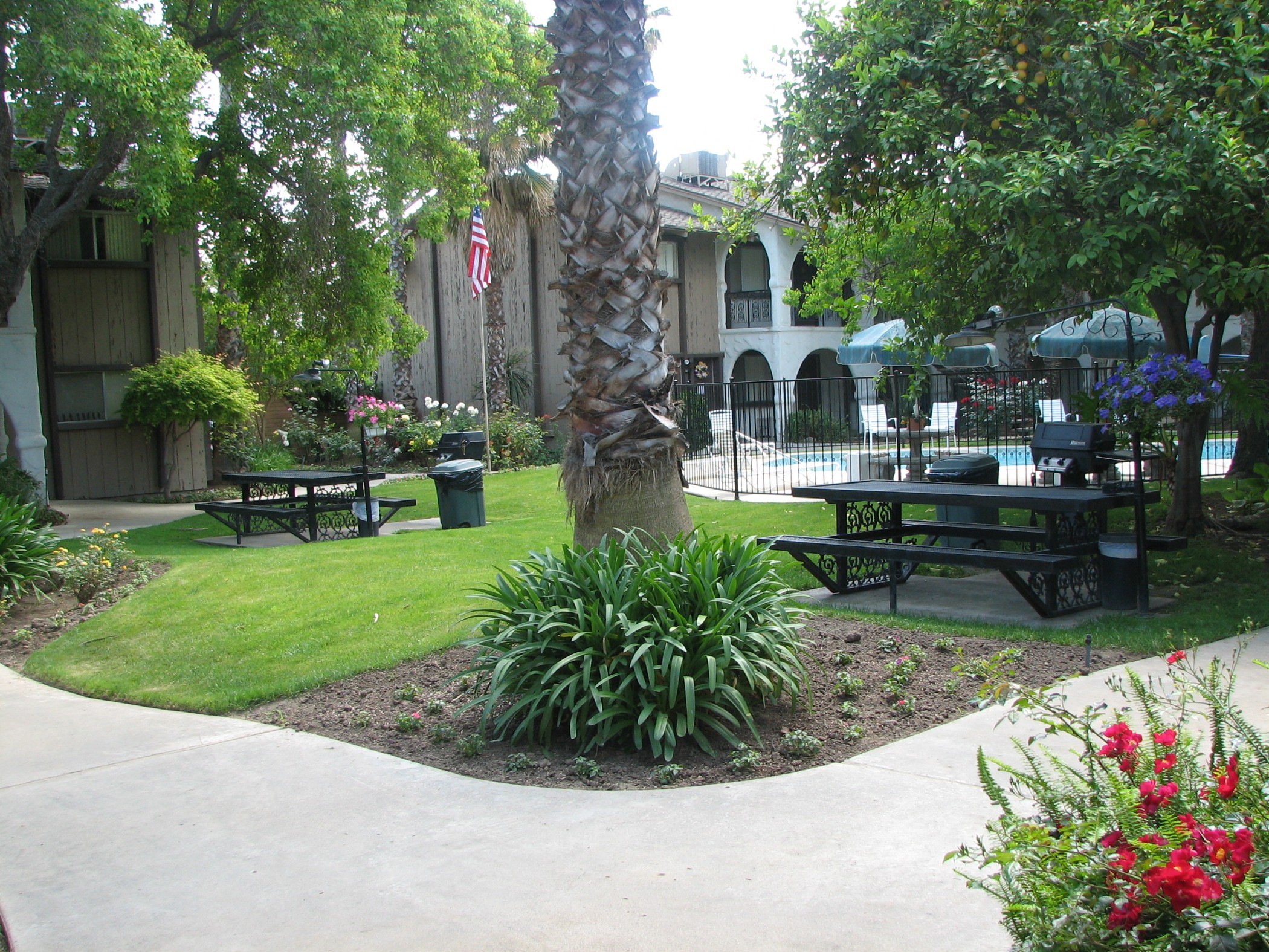 Barcelona Apartments Apartments in Visalia, CA