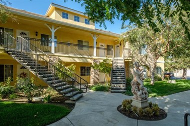 1900 Dartmouth Ave 1-2 Beds Apartment for Rent - Photo Gallery 5