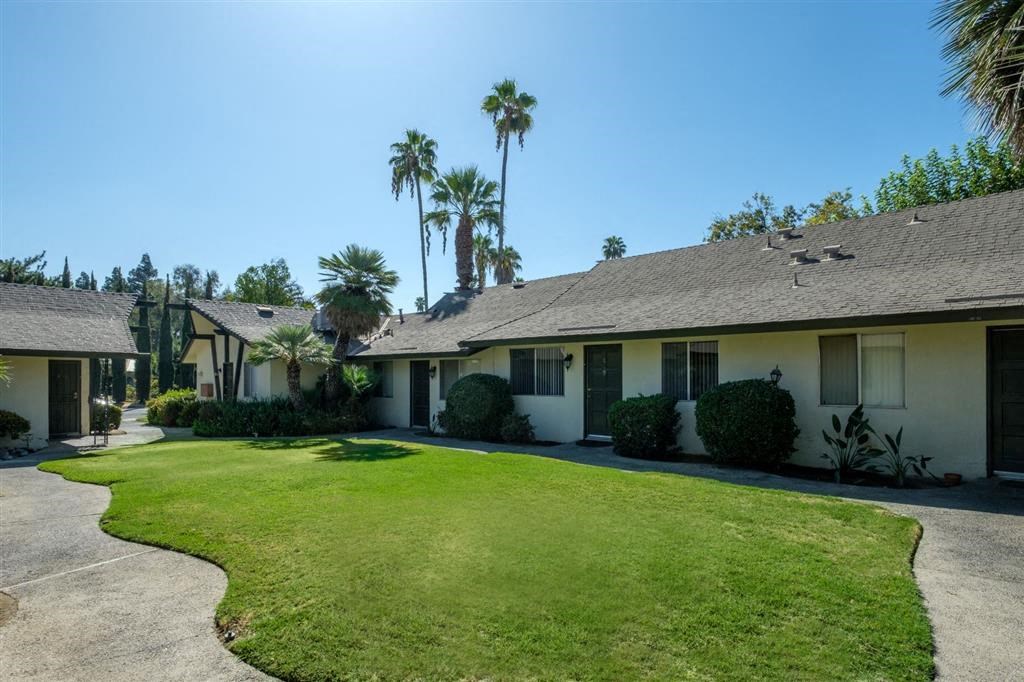 Lush Landscaping at Reef Apartments, California
