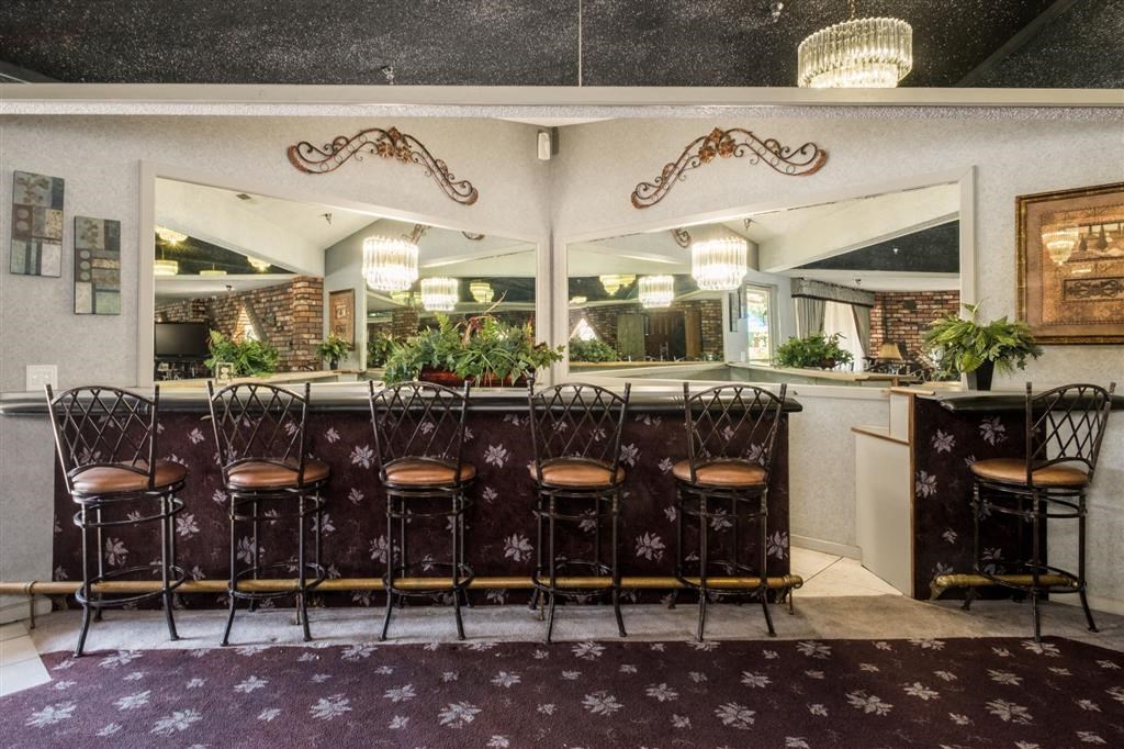 Breakfast-Bar at Scottsmen Too Apartments, Clovis, CA