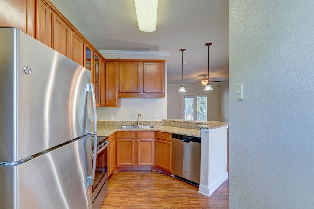 monticello fort worth apartments