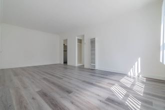 Living area - Photo Gallery