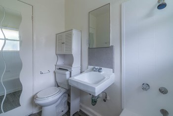1349 N. Cherokee Ave. Studio-2 Beds Apartment for Rent - Photo Gallery 3